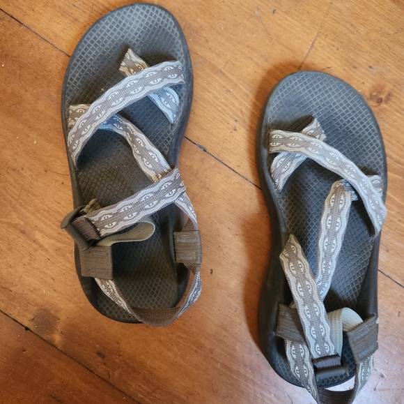 Womens grey/tan Chacon size 9 - Picture 4 of 4